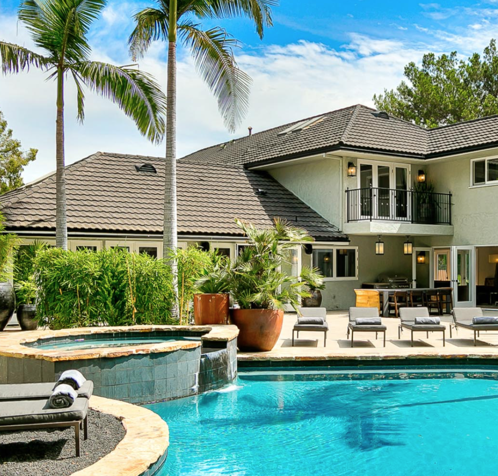 Historic Luxury Retreat IUCN Water