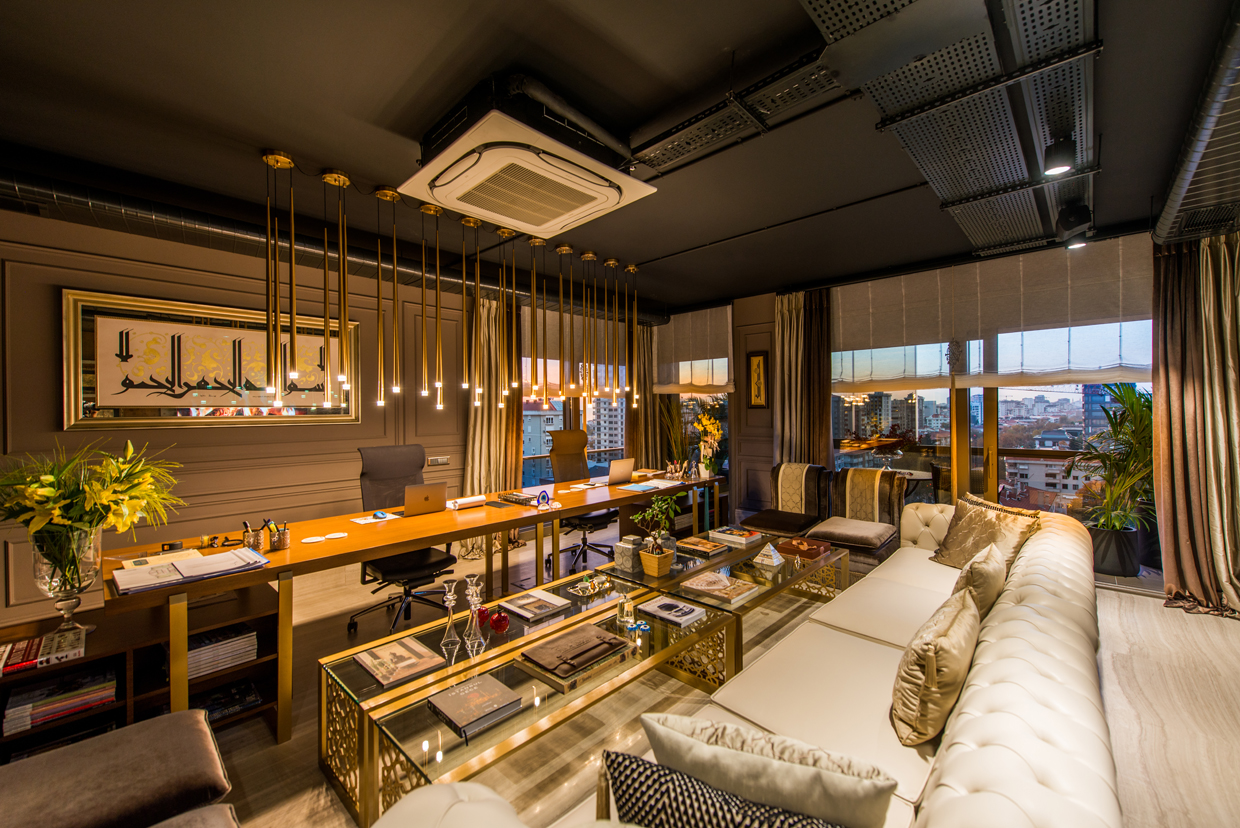 Sia Moore Luxury Lifestyle Awards Sia Moore Luxury Lifestyle Awards