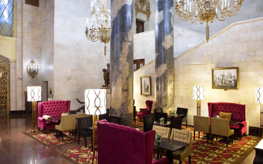 hilton leningradskaya hotel москва
