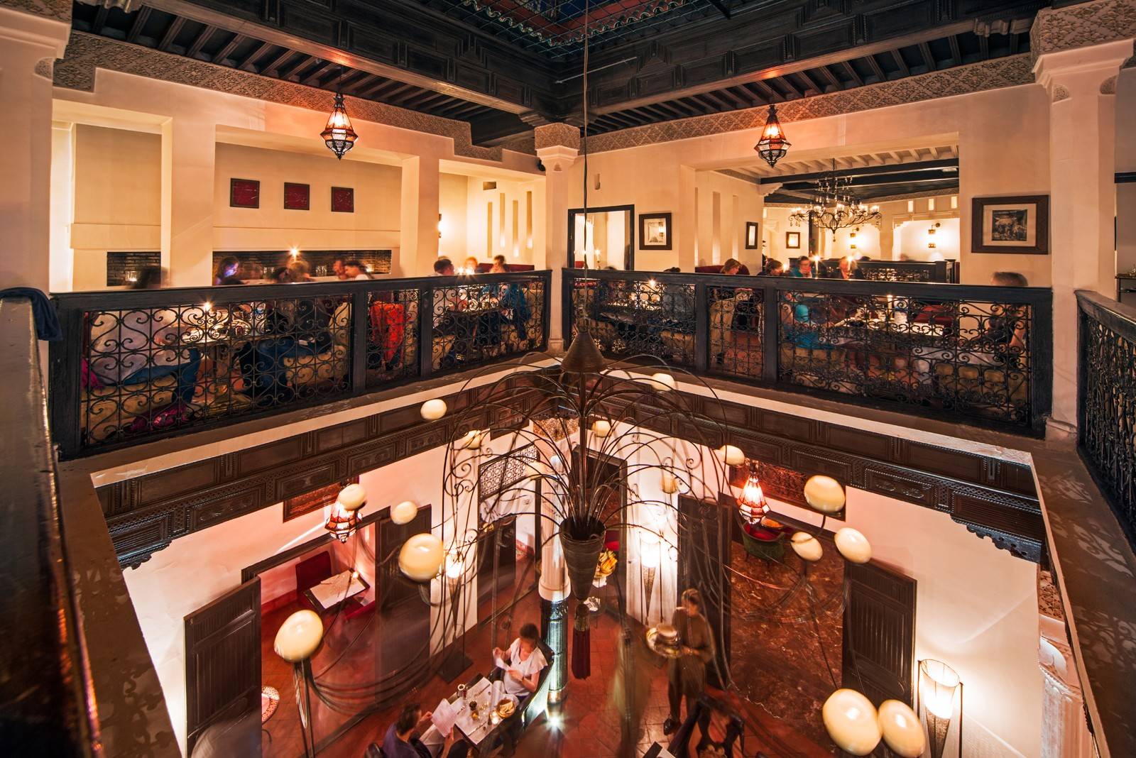 Ресторан архив