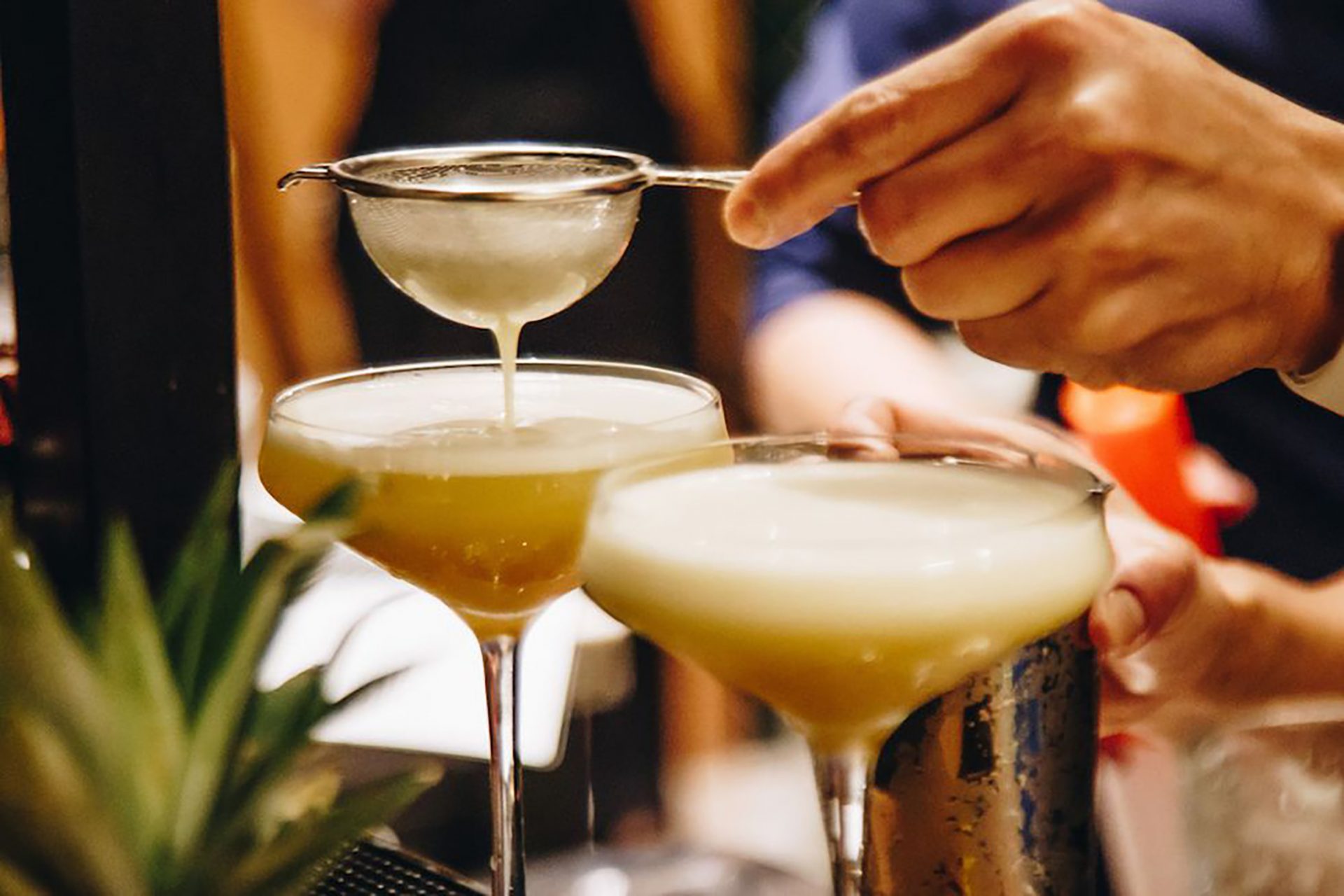 https://luxurylifestyleawards.com/wp-content/uploads/2020/03/margarita-coctel-receta-historia-wikipedia-thermomix-alcohol-javier-fran-manrique-breathe-1543397459.jpg