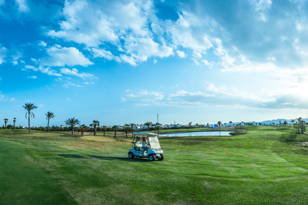 Ville golf resort. Maritim Golf Club. Джоли гольф. Maritim Jolie Golf course фото. Cullinan Golf & Resort 5*.