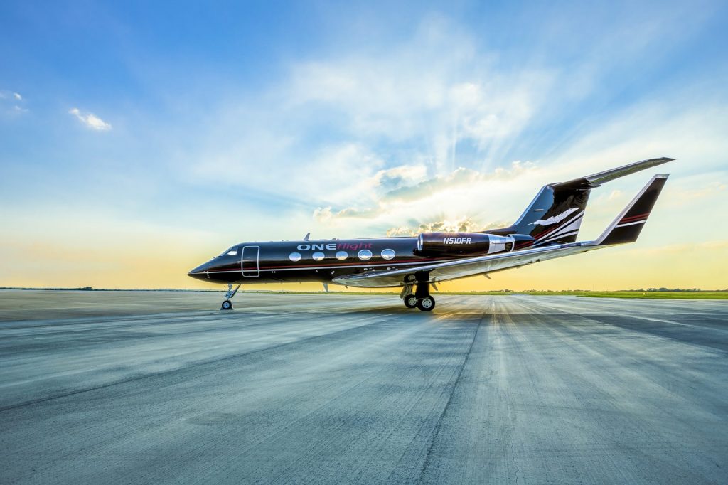 Luxury Private Jet Charter Broker in USA | ONEflight International