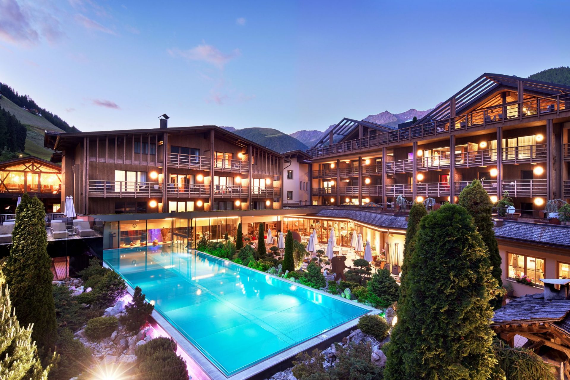 Luxury Mountain Hotel