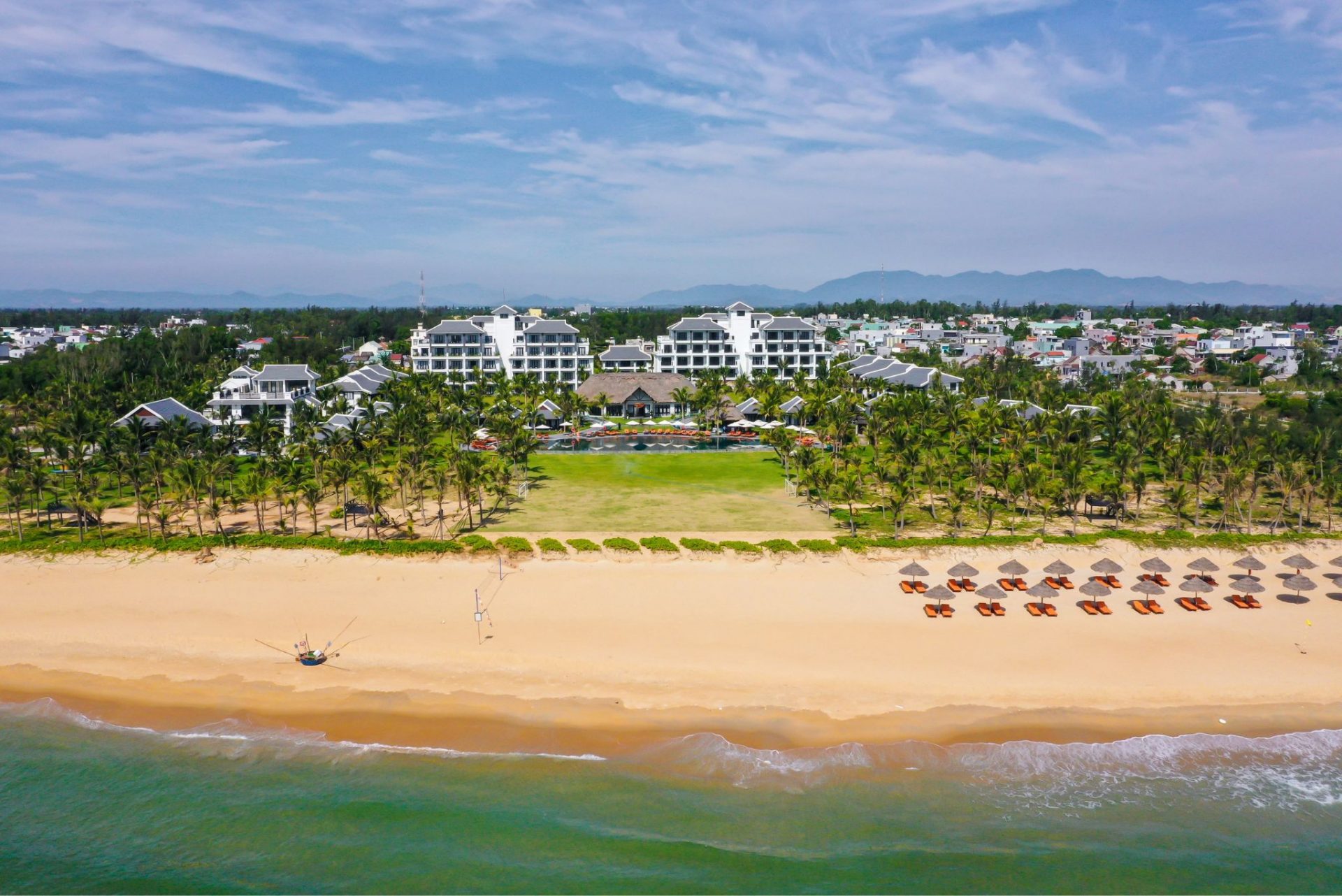 Bliss Hoi An Beach Resort & Wellness