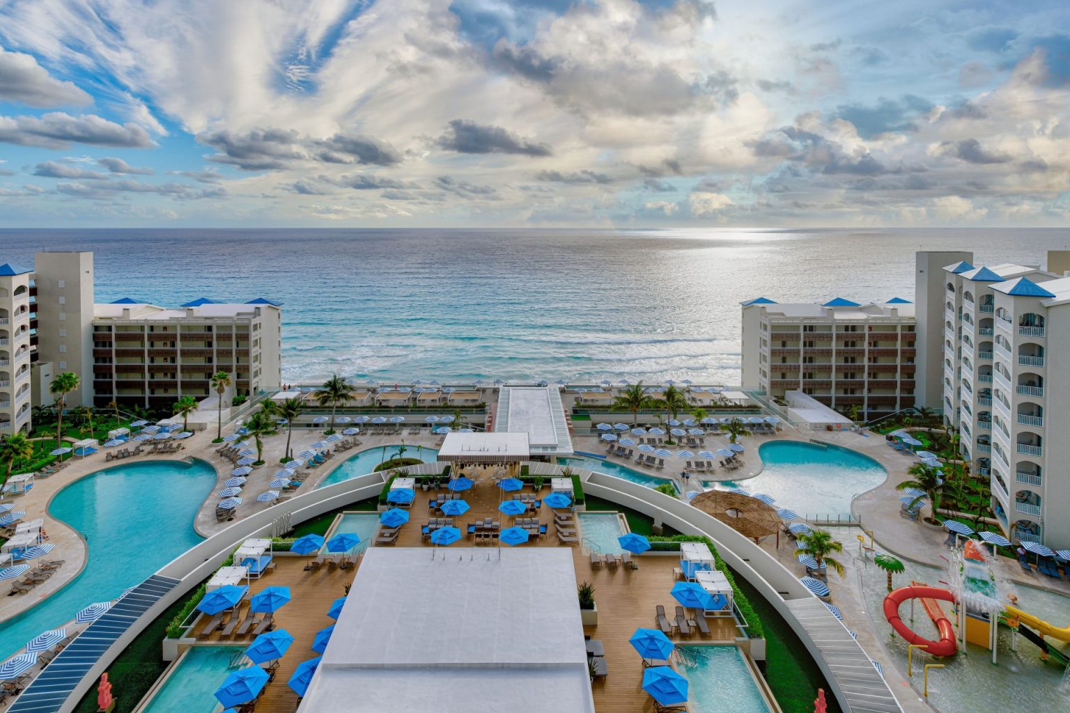 Hilton Cancún Mar Caribe Wins Best AllInclusive Resort in Cancún