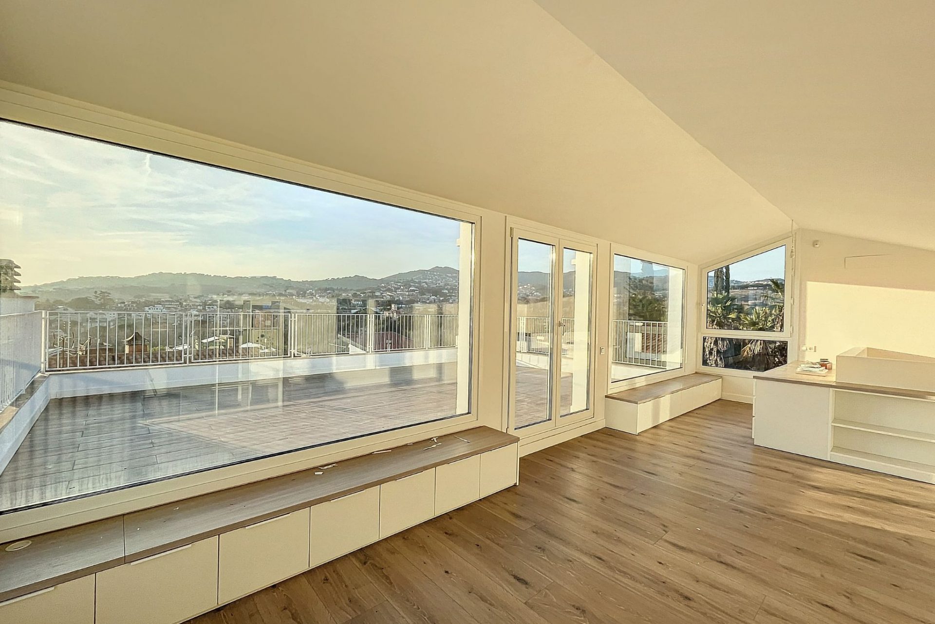 Best Luxury Real Estate Agency Marketing in Spain