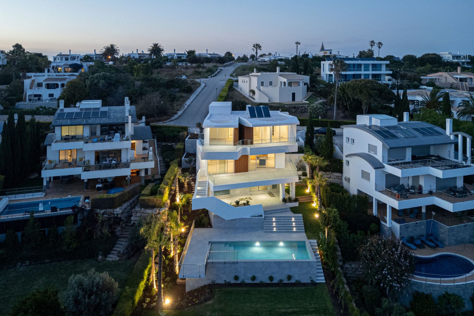 Vieira de Moura Architects