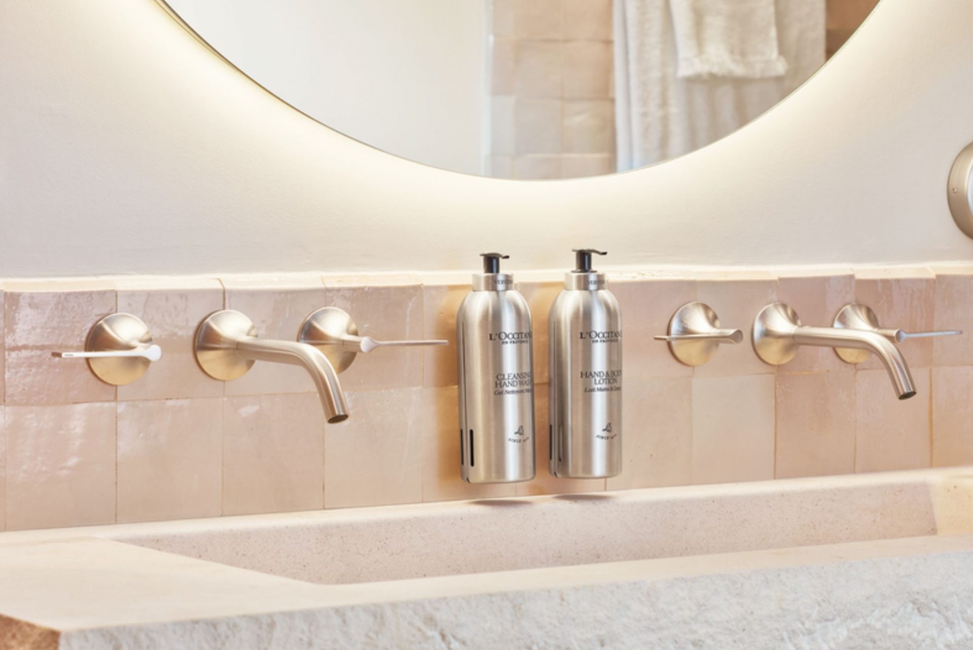 Luxury Hotel Amenities