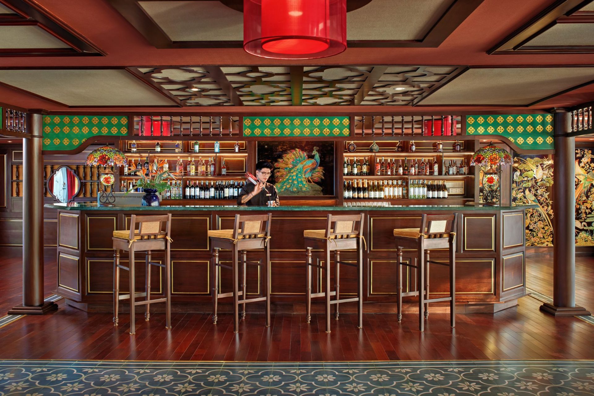 Best Luxury Cruise Line in Vietnam