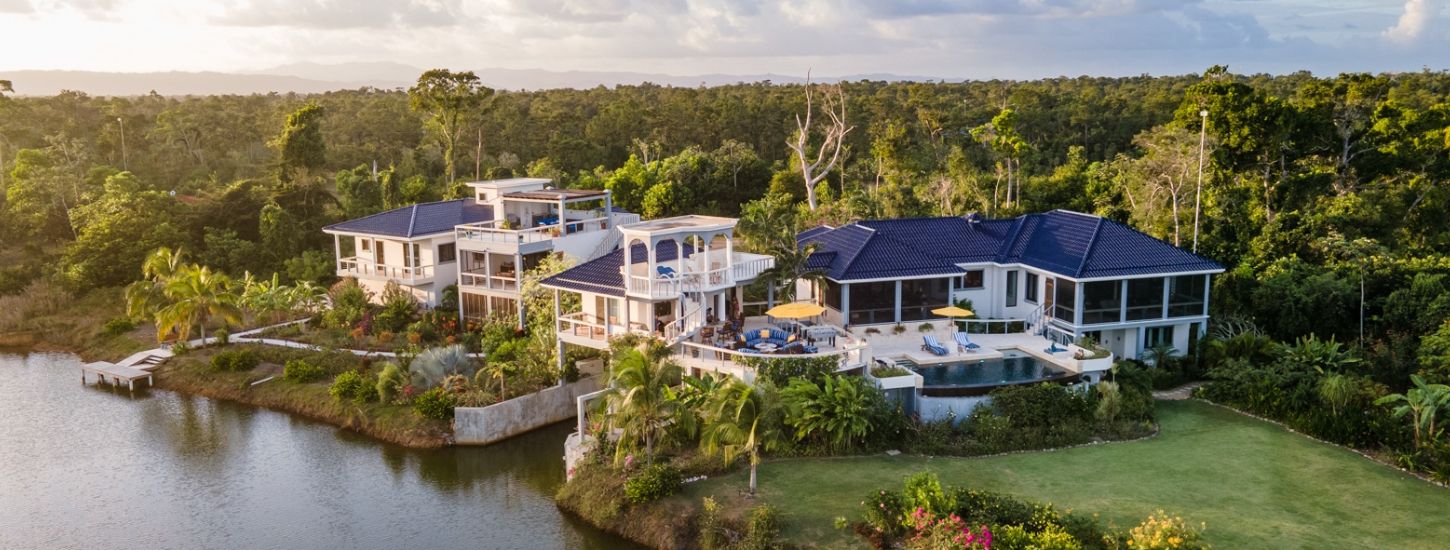 RE/MAX 1st Choice Belize