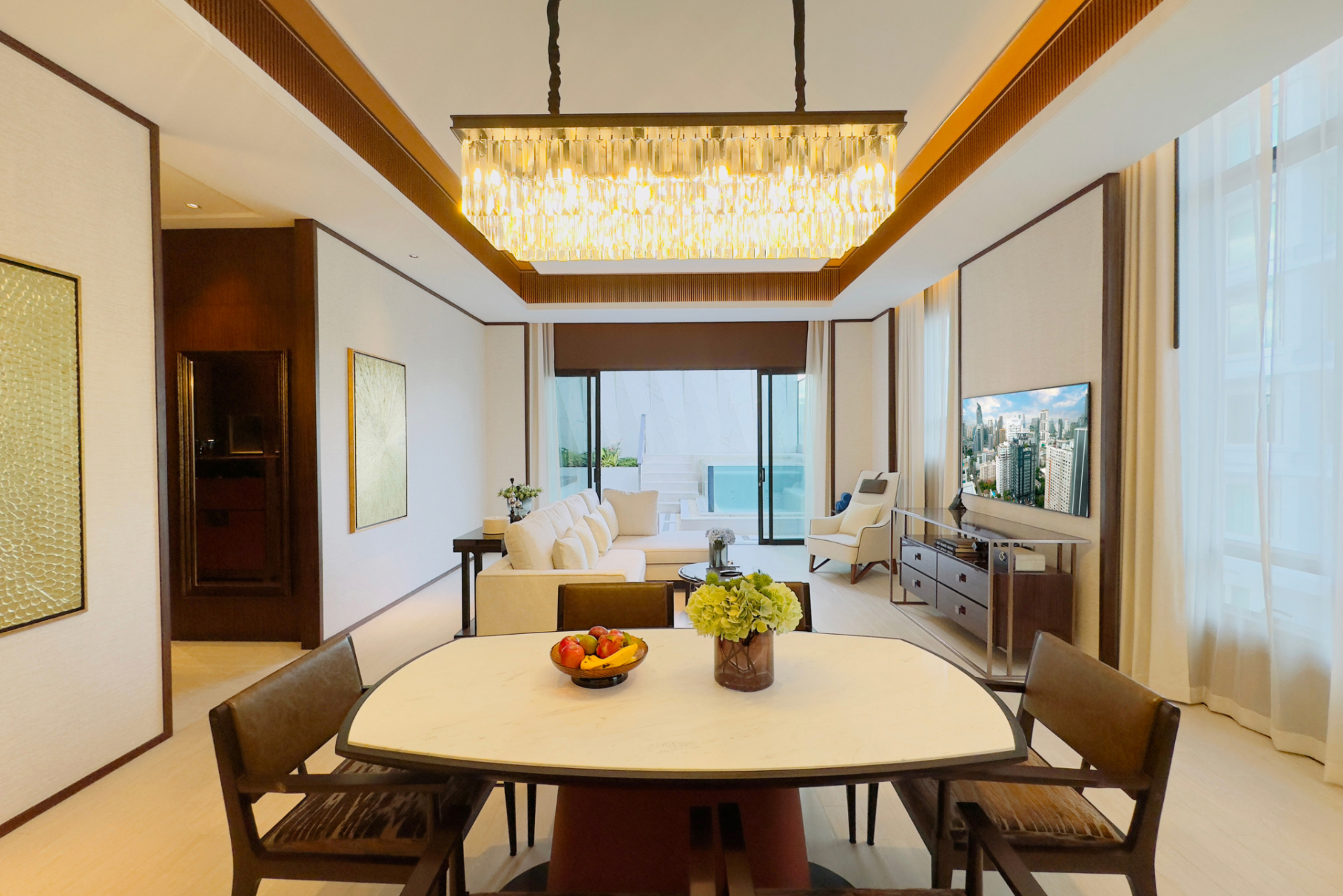 SILQ Hotel and Residence