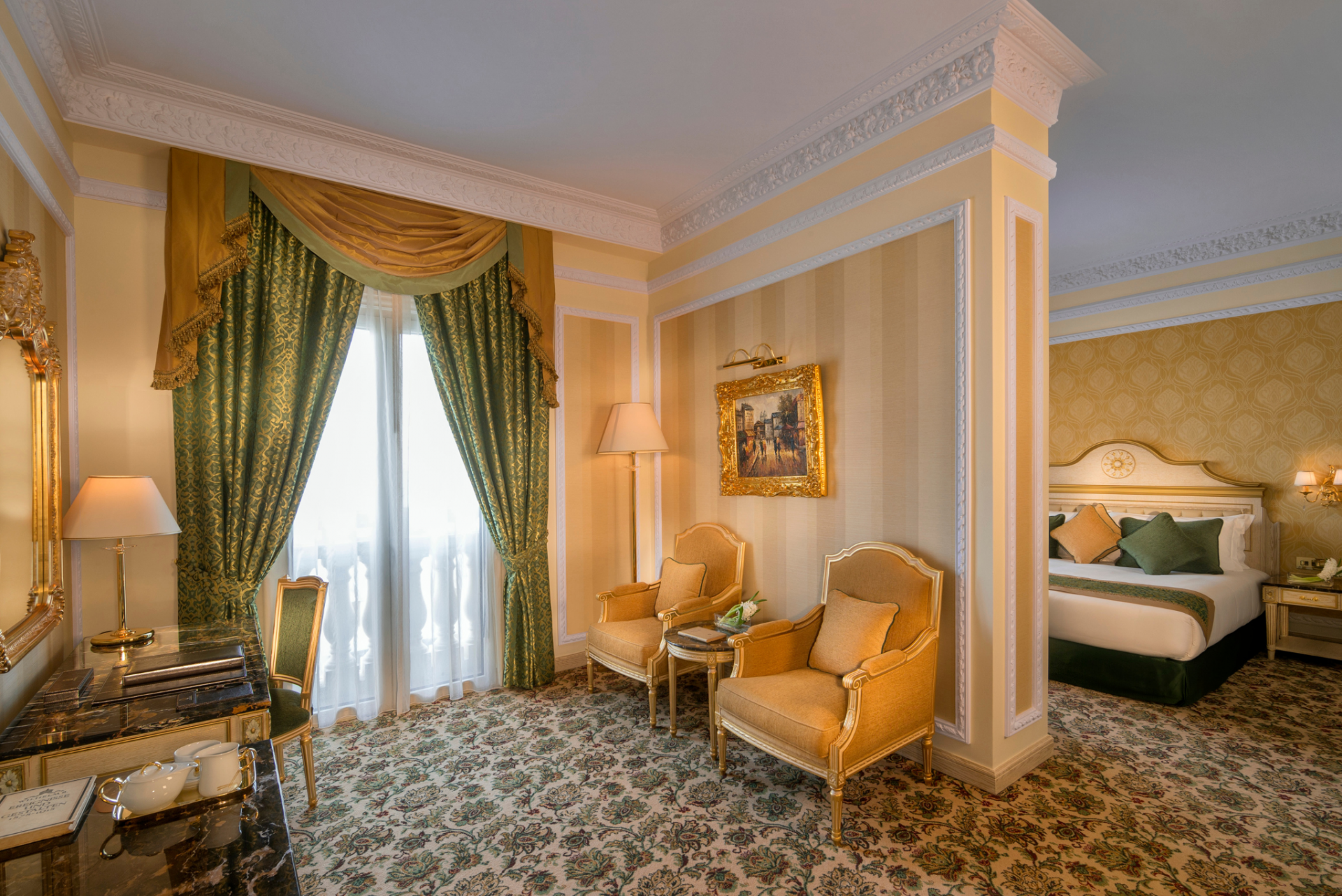 Royal Rose Hotel Abu Dhabi, Curio Collection by Hilton