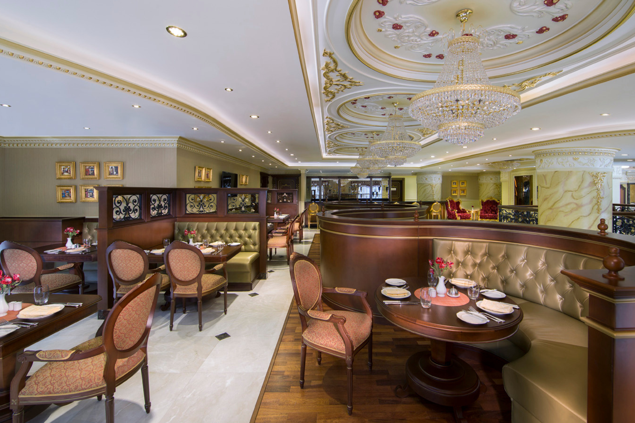 Royal Rose Hotel Abu Dhabi, Curio Collection by Hilton