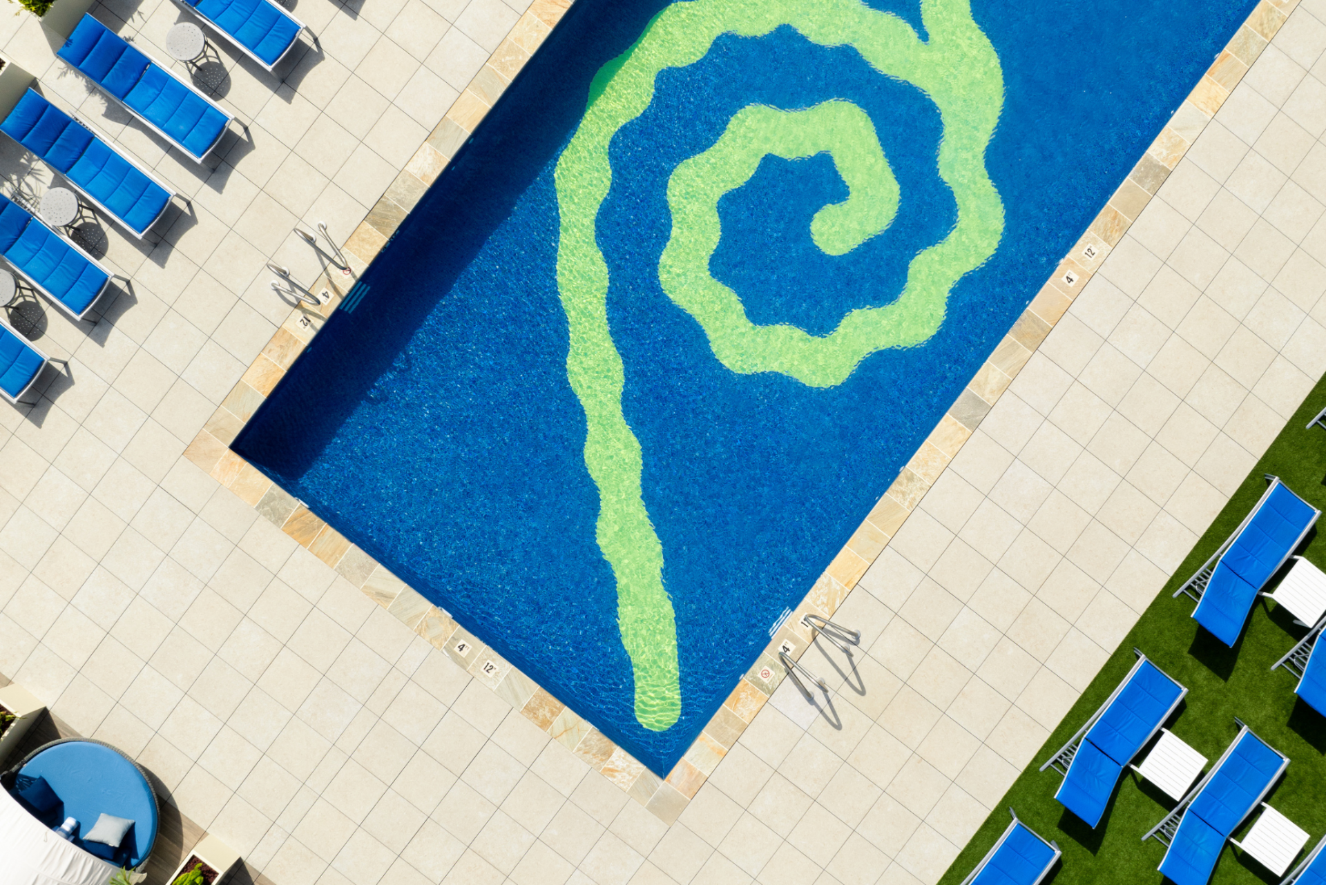 Hilton Waikiki Beach Resort & Spa