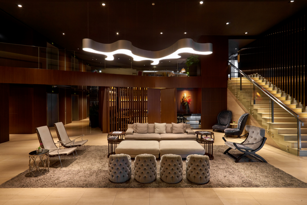 Richard Tan - Pan Pacific Serviced Suites Beach Road Singapore